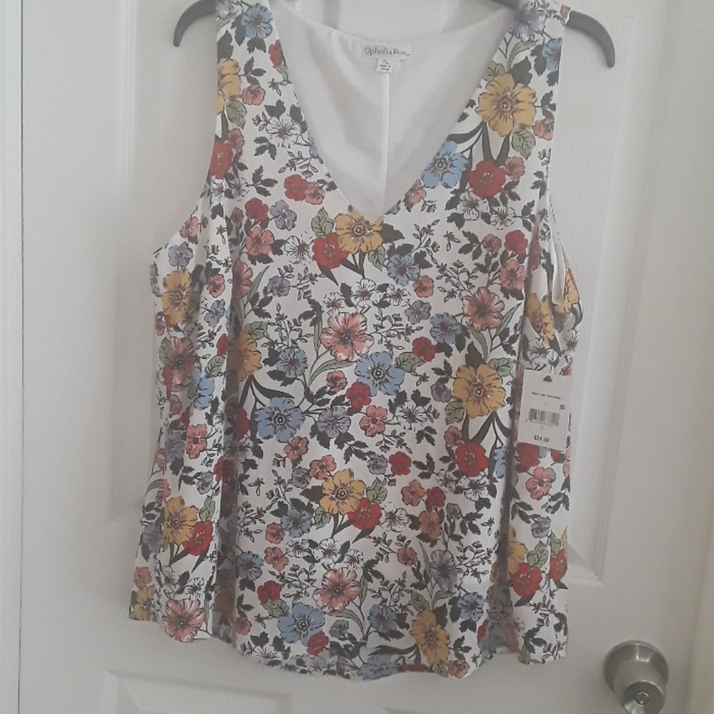Very nice NEW tank top